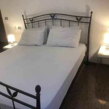 Bed & Breakfast Camera Doppia/tripla A Montale Rangone Castelnuovo Rangone